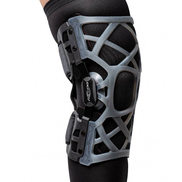 Hinged unloader knee brace used to support knee osteoarthritis