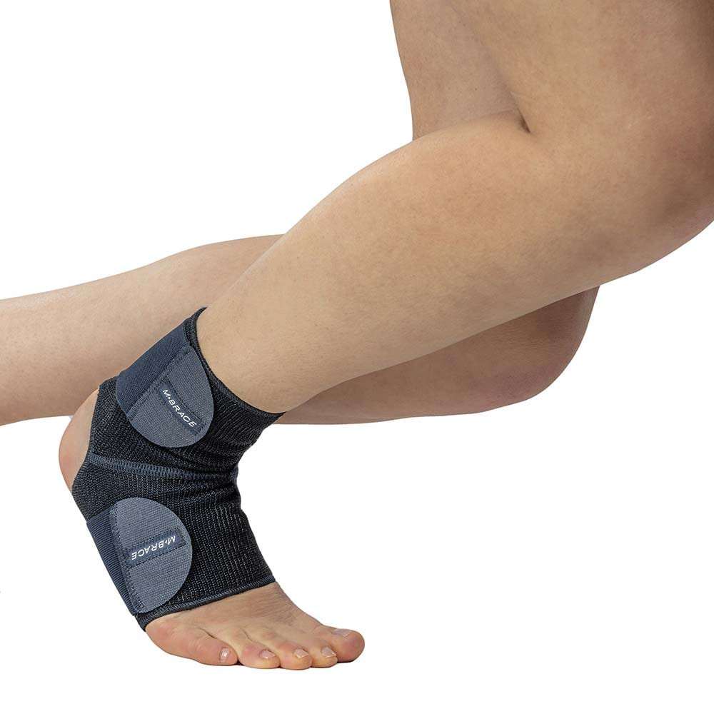 M-Brace Strenua Extra Ankle Lock, breathable ankle stabilizer for sprains and rehab, made in Italy.
